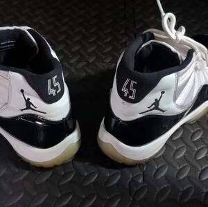 Jordan 11 Concord
